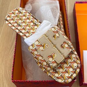 NWT Tory Burch Sandal Slides Size 6 , Never worn